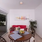 Lisa Apartamento *